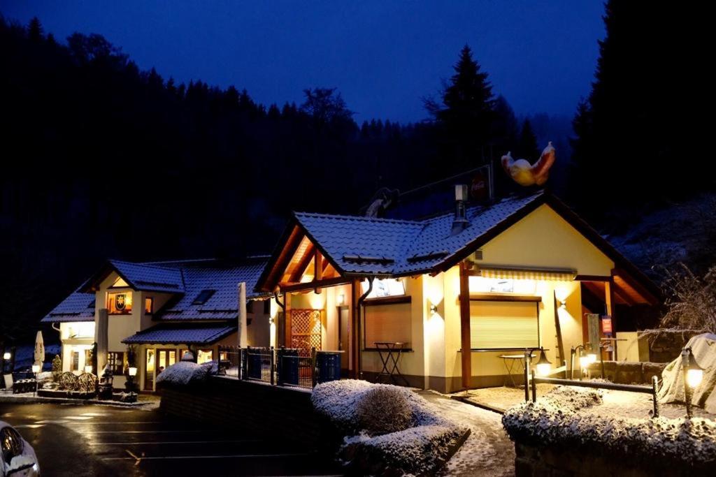 Hotel & Gasthaus Sterngrund Zella-Mehlis Luaran gambar