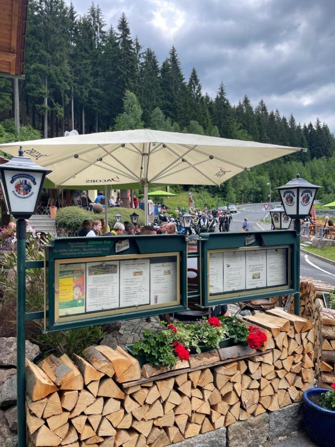 Hotel & Gasthaus Sterngrund Zella-Mehlis Luaran gambar