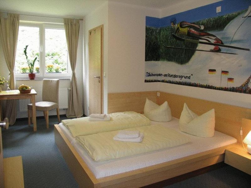 Hotel & Gasthaus Sterngrund Zella-Mehlis Luaran gambar