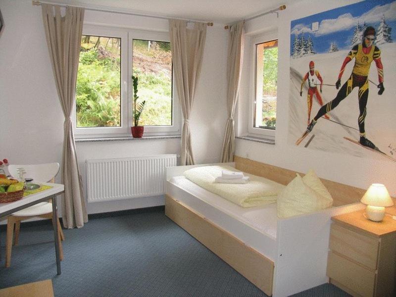 Hotel & Gasthaus Sterngrund Zella-Mehlis Bilik gambar